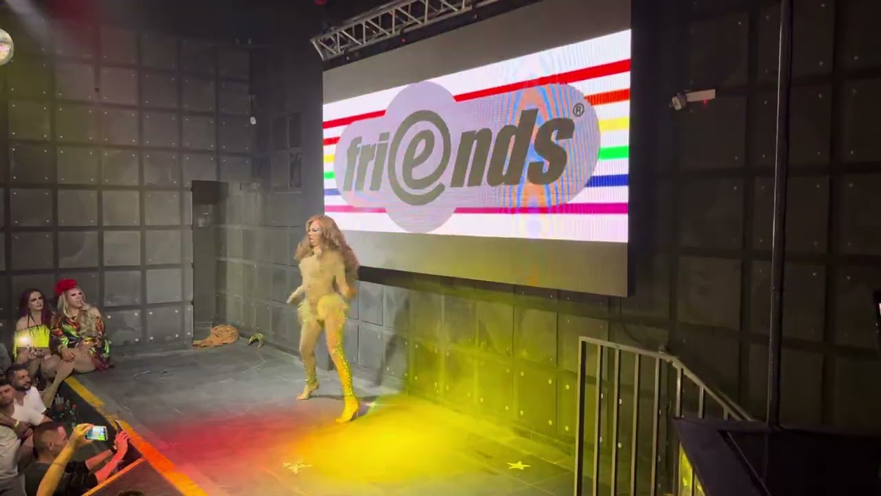 Natasha Princess - boate Friends - 1 show - uma honra dançar nesse palco!