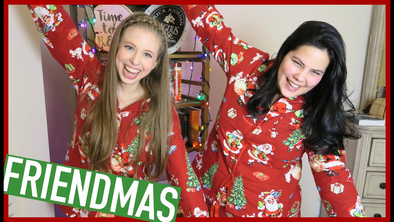 FRIENDMAS WITH CHRISTINE | Vlogmas