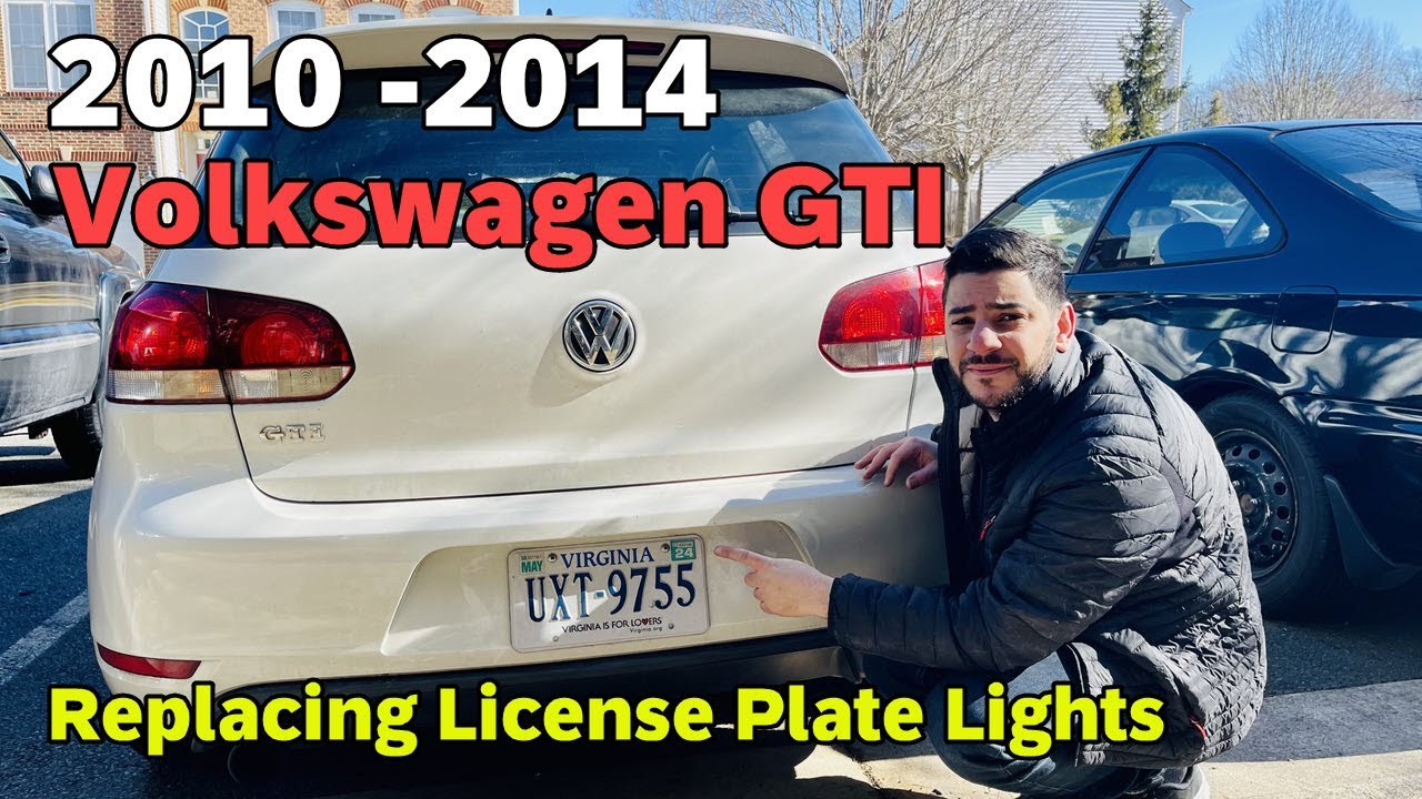 Замена лампы подсветки номерного знака Volkswagen GTI 2010 2011 2012 2013 2014 года на светодиодн...