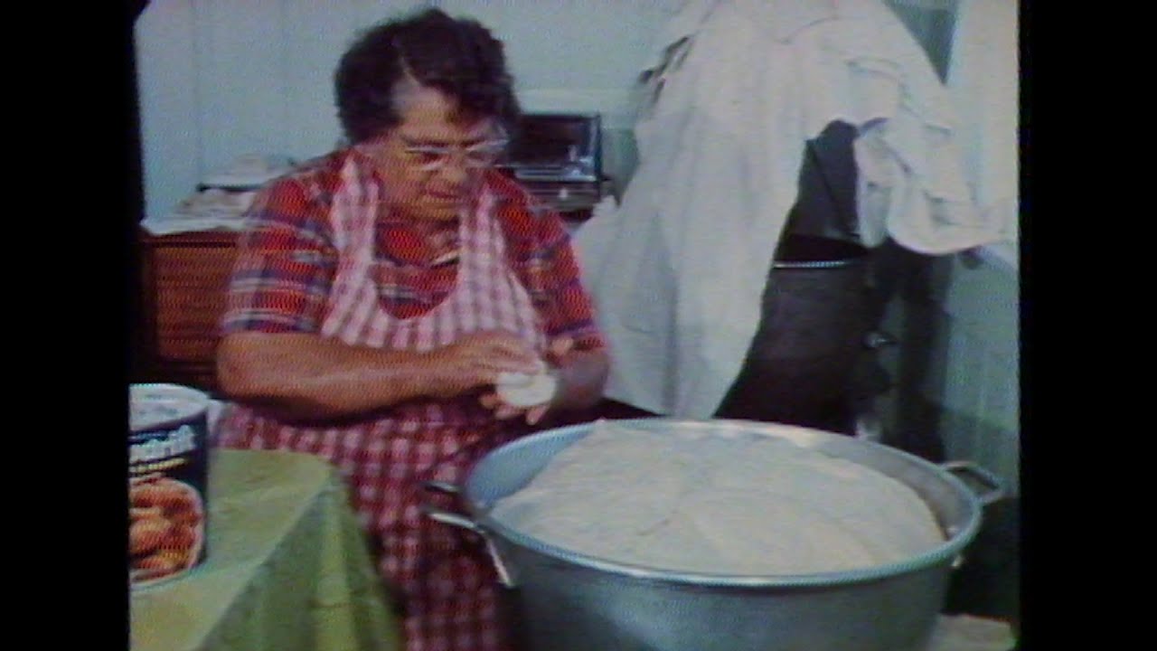 Изготовление португальского хлеба в Макавао (1970) | PBS HAWAIʻI CLASSICS