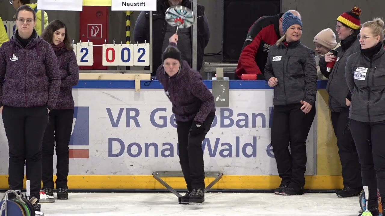 Deutsche Meisterschaft 2025 Damen Vorrunde SV Gumpersdorf gegen EC Passau Neustift