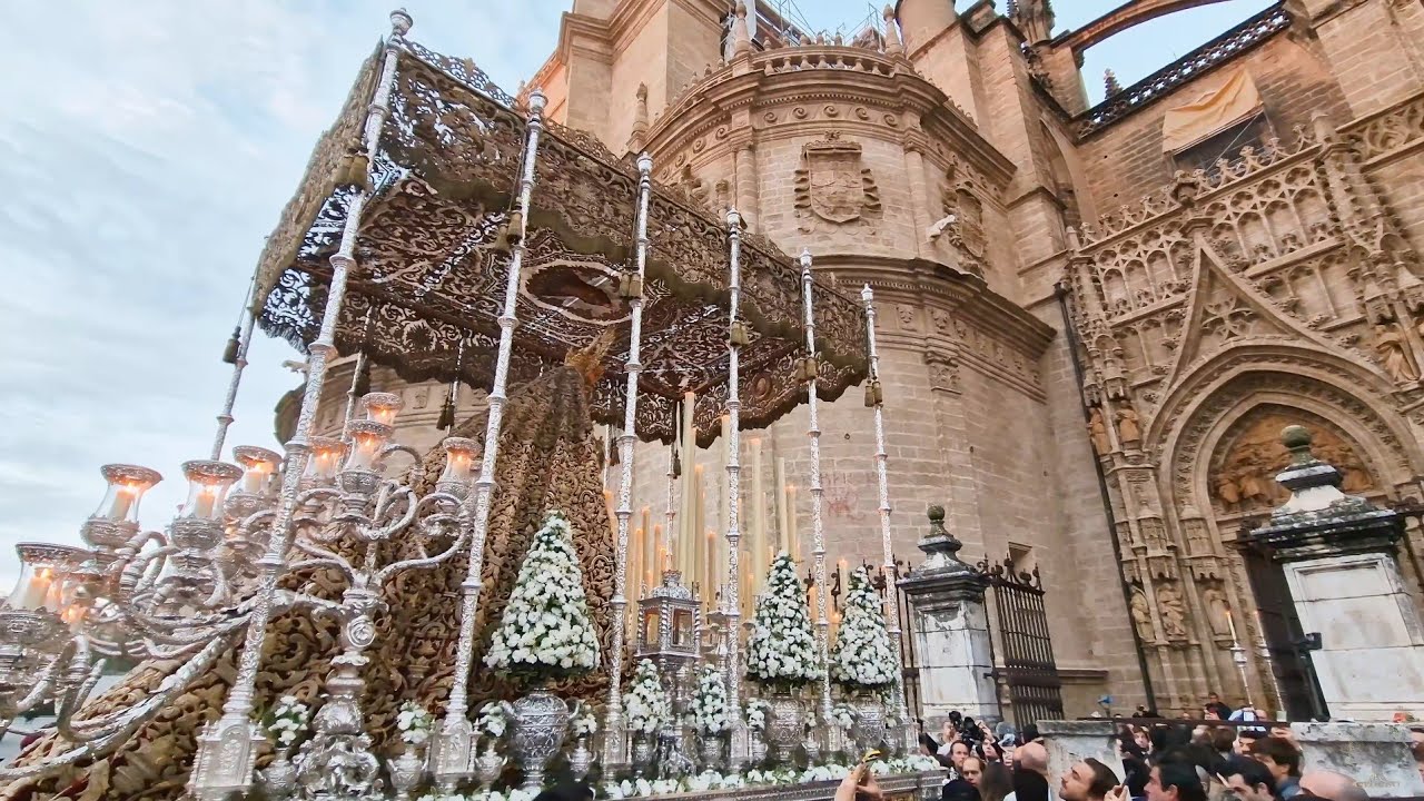 Salida de la Virgen del Socorro (Amor) - Traslado a Catedral