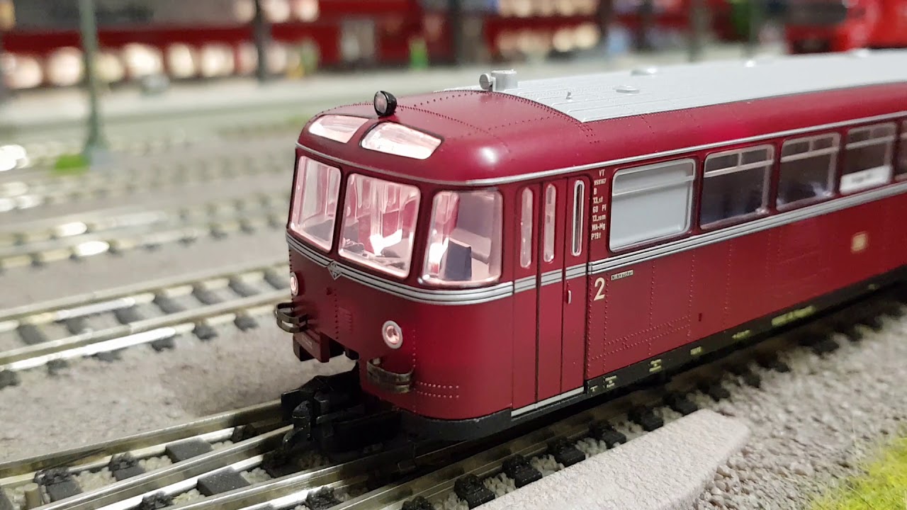Fleischmann 481376 Schienenbus  Br 95 9167   /  Br 142 048  Schienenbus mit Beiwagen