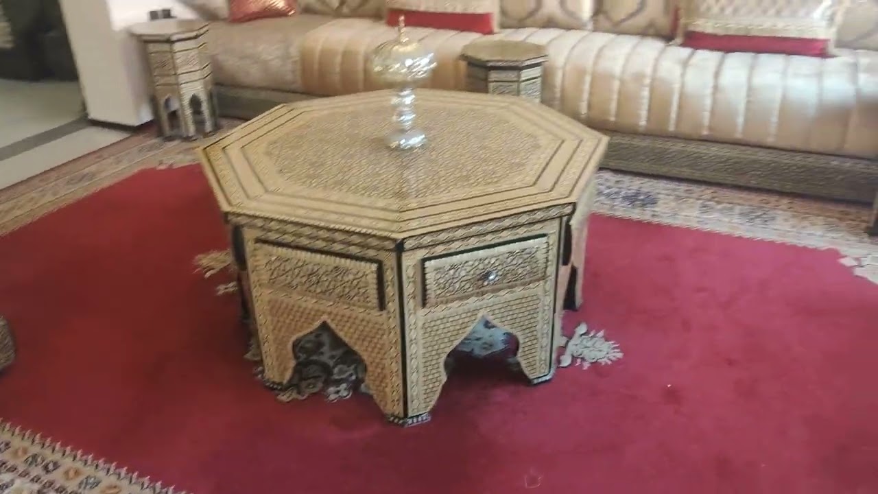 واحد برطمة غزالة في حي مولاي عبد الله عين الشق الطابق الثاني كاين 3 سكان في الدار كاملة0606055310