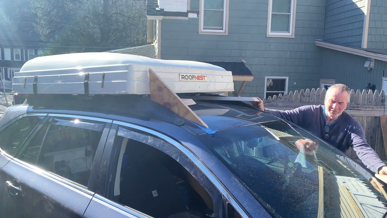 Roof Top Tent/roof cargo wind deflector