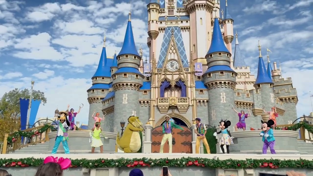 Magic Kingdom - Mickey & Minnie Princess Welcome