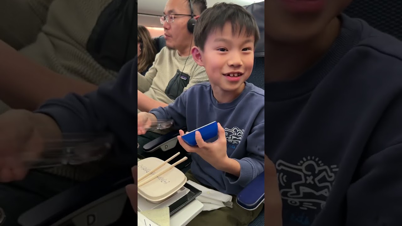 I tried ANA Airline’s food (plz turn ur sound up)…yummy!