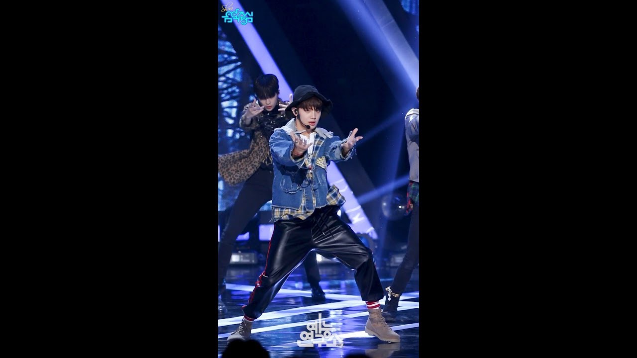 [예능연구소 직캠] UP10TION - Blue Rose (JINHOO), 업텐션 - Blue Rose (진후) @Show Music core 20181208