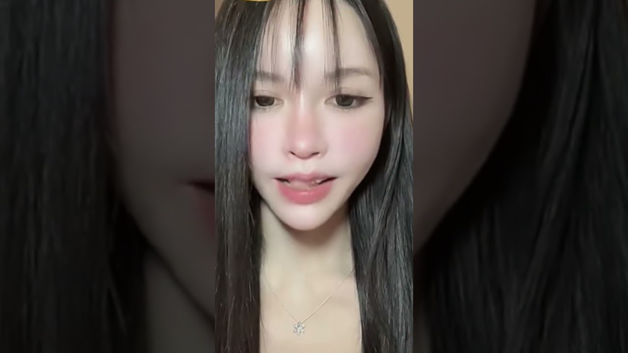 Babes 😘 #beautiful #periscope #vlog #share #broadcast