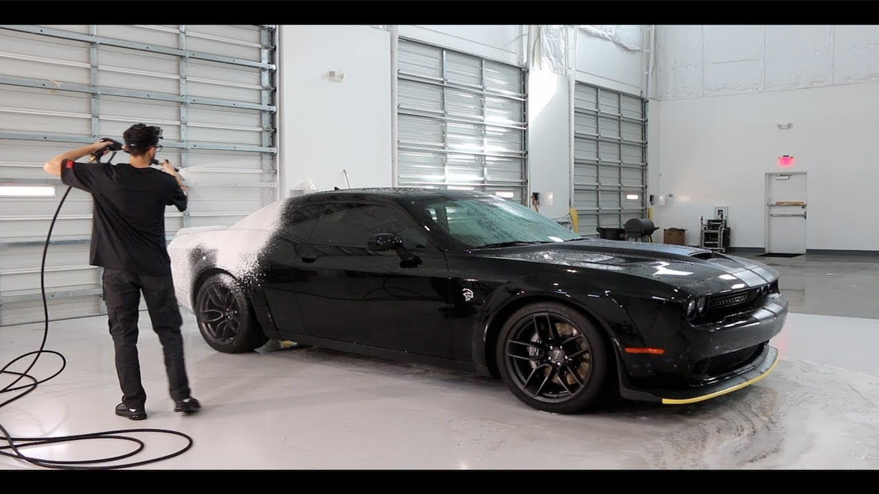 Detailing a WIDEBODY Hellcat!!!!