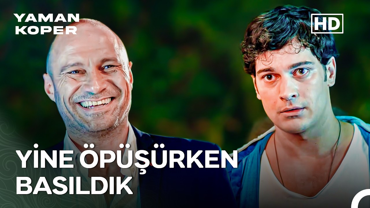 Her Bölüm Biri Bizi Öpüşürken Basıyor