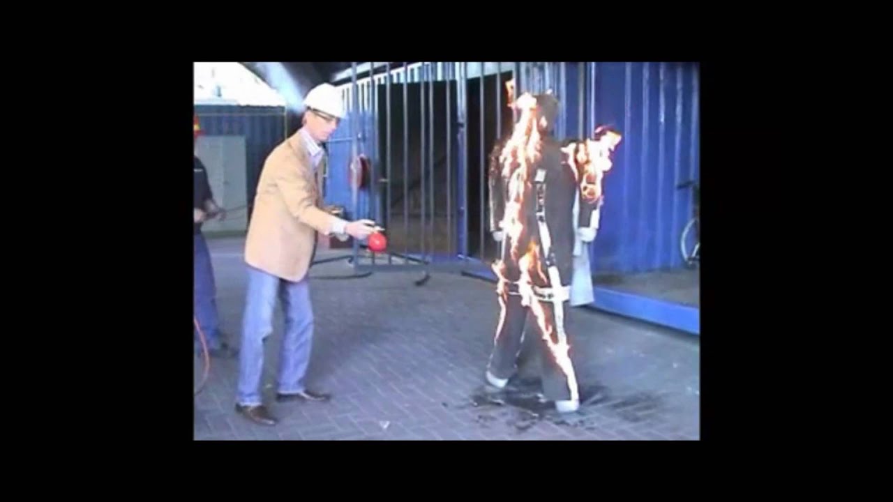 PinQY... Extinguishing textile, no reignition possible!
