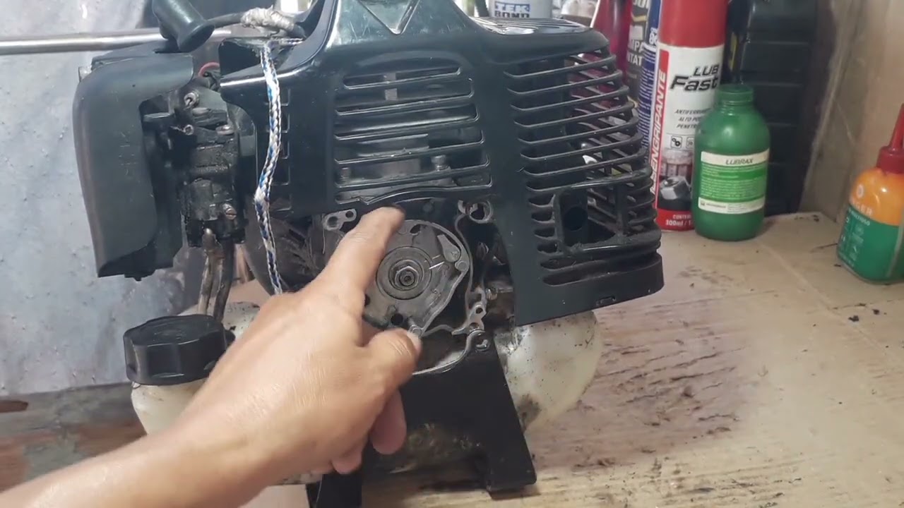 roçadeira 43cc com copo arrastado quebrado/como fazer atroca!