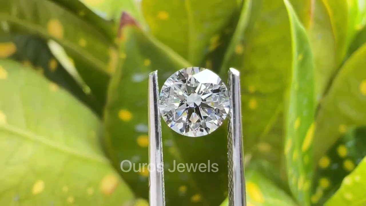0.56 Carat IGI Certified Round Cut Lab Diamond  @ourosjewels