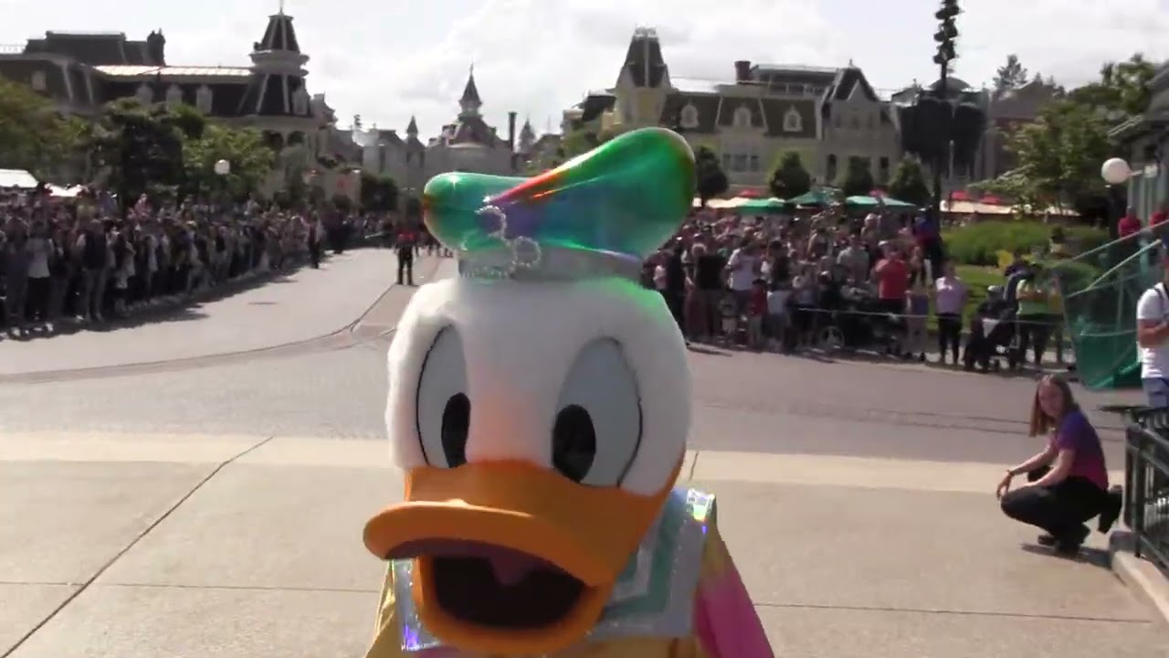 Dream... and Shine Brighter! May/2022 @ Disneyland Paris