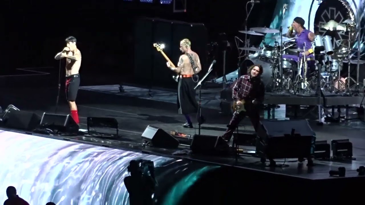 Red Hot Chili Peppers  - Snow,  Petco Park, San Diego 7/27/2022