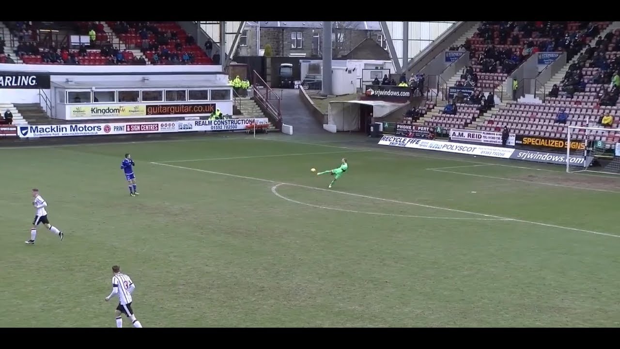 Side Volley Distribution - The Modern Day GK