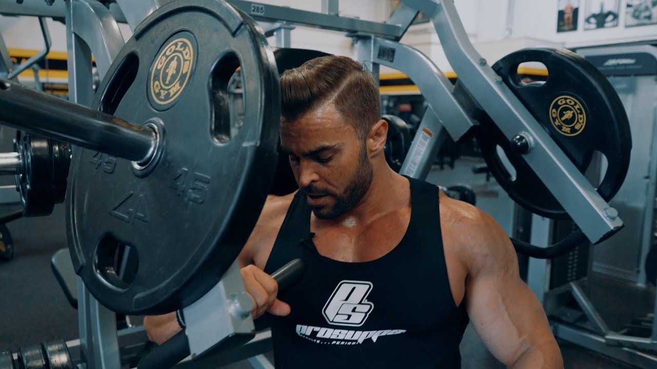 Physique Pro Jason Poston's Chest Workout At The Mecca