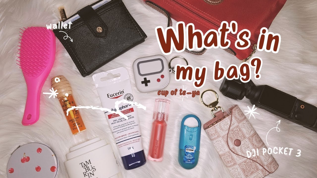 what's in my work bag? what fits in BAGGU large crescent bag • healthcare worker essentials 🤍