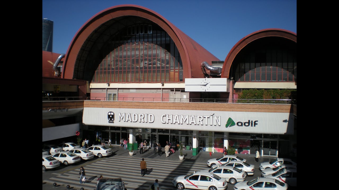 Estaciones - Chamartín - Clara Campoamor, Madrid