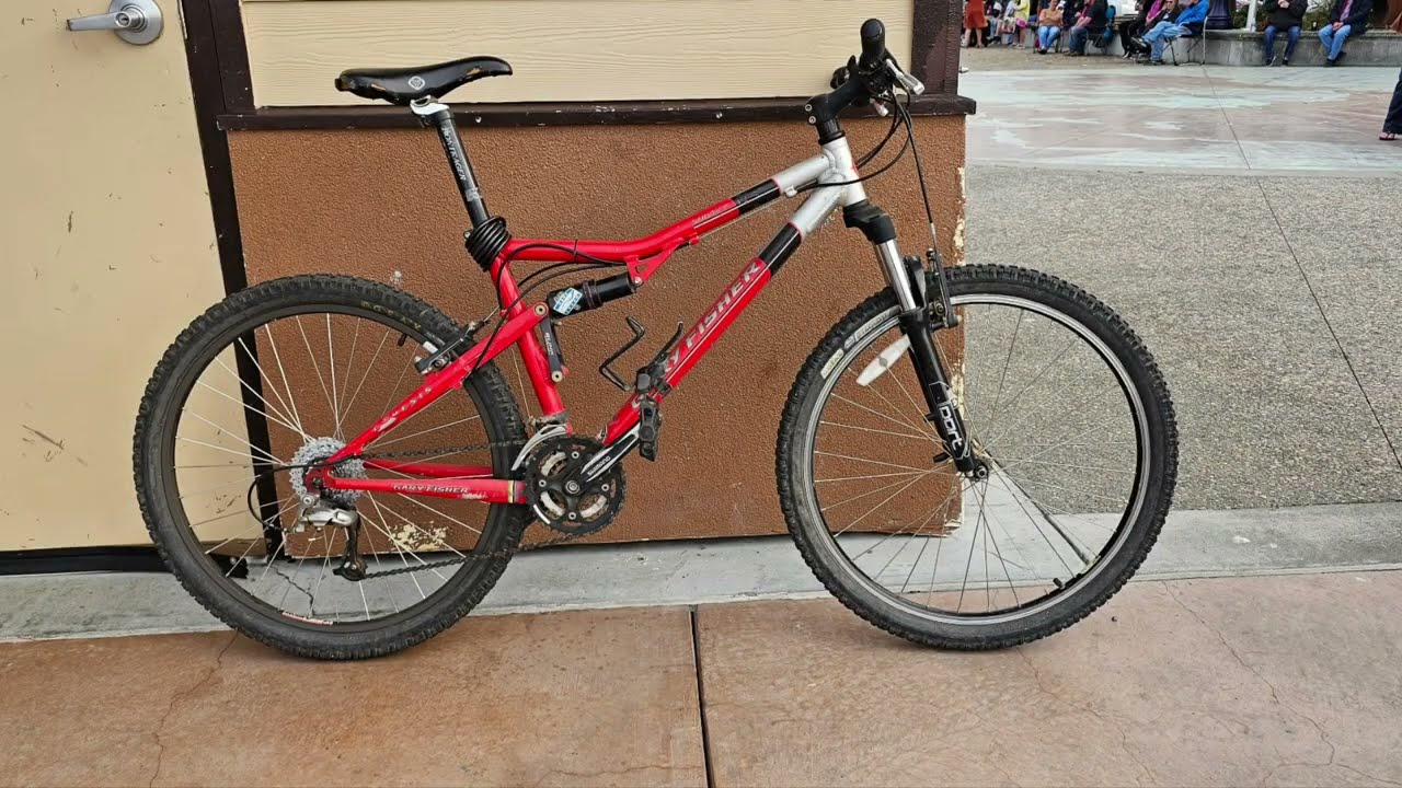 .Gary Fisher Sugar 4 Mountain Bike