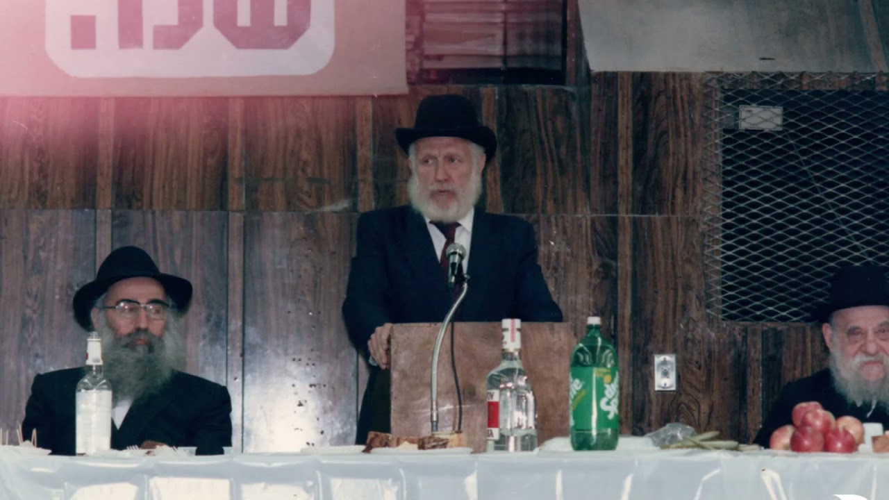 R' JJ Hecht: Zos Chanukah 5738 | ר' יענקל העכט: זאת חנוכה תשל