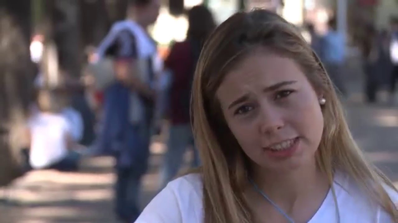 Pascua Joven : 7 Historias