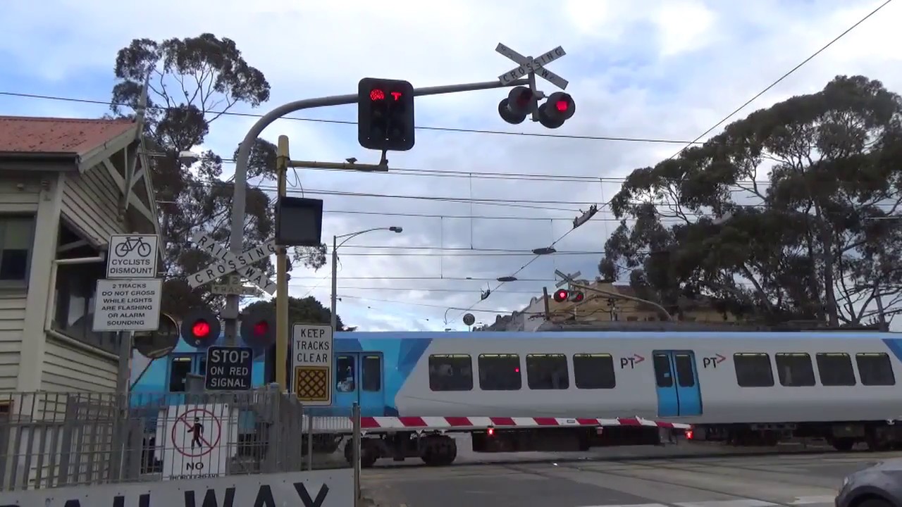 Glenferrie Rd Level Crossing, Kooyong