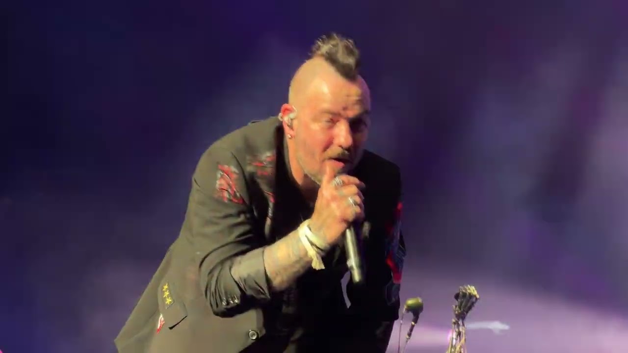 Three days grace - i hate everything about you (live Chicago march 9 2026 Allstate arena)