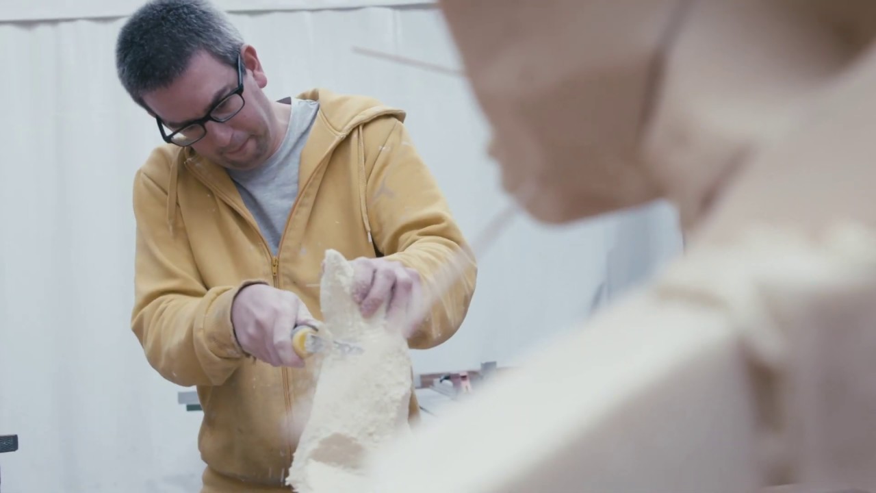 Nick Ervinck, sculptor artist with polyurethane foam