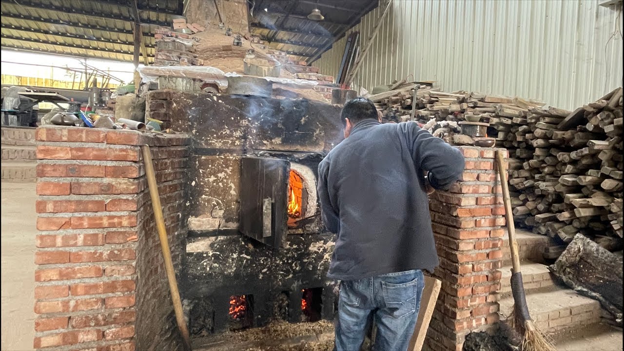 Kiln firing with master WuZhouFu