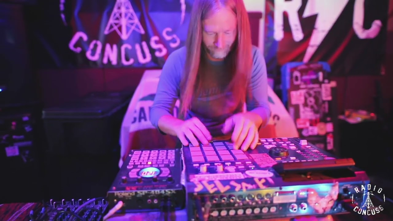 Radio Concuss - JELofANTICON