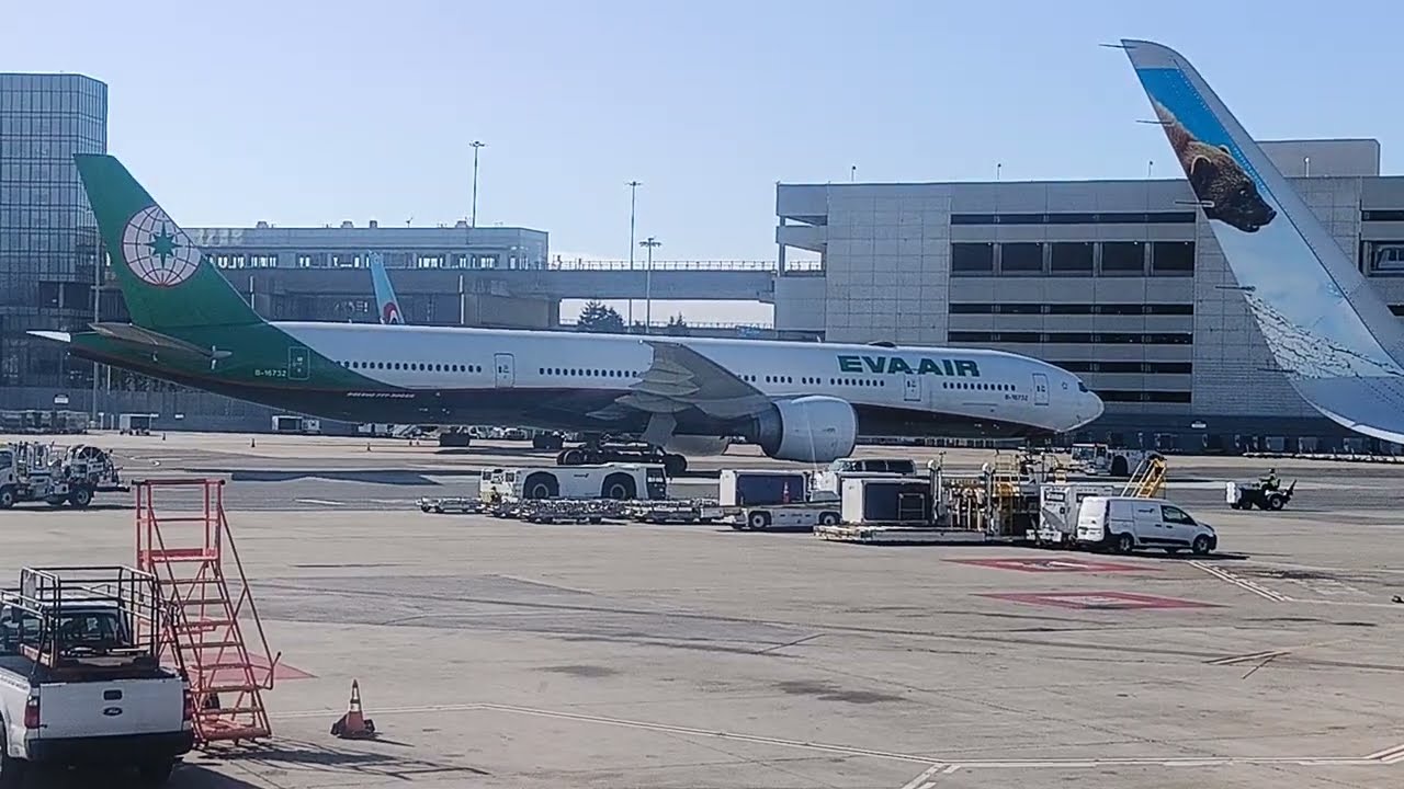 AirportMoments #RunwayView #PlaneSpotting #TakeOffVibes