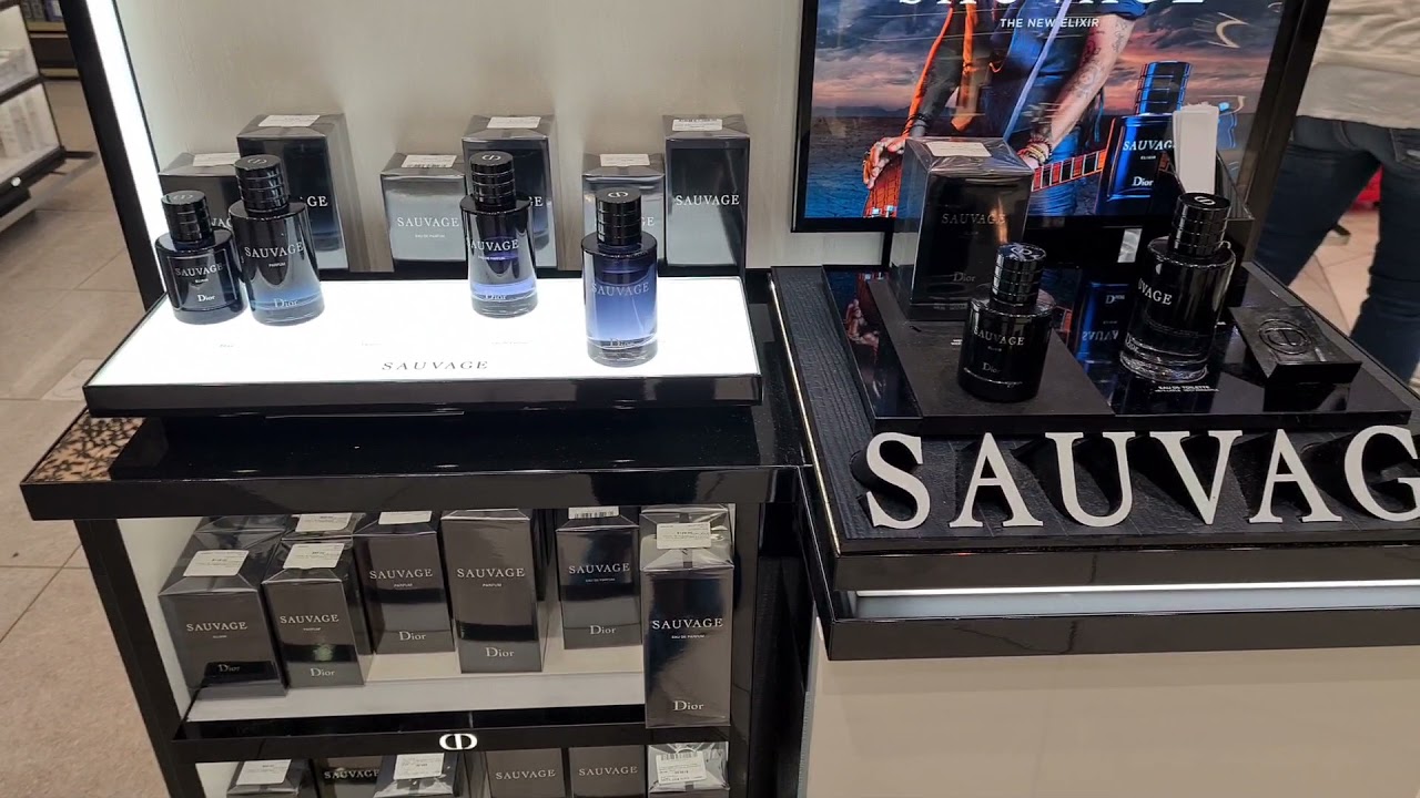 Магазин парфюмерии Duty Free Бен Гурион Израиль.