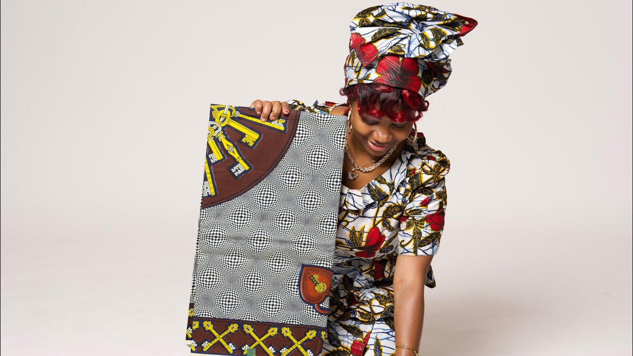 Wax Hollandais by Vlisco @ Mo Boss Lady