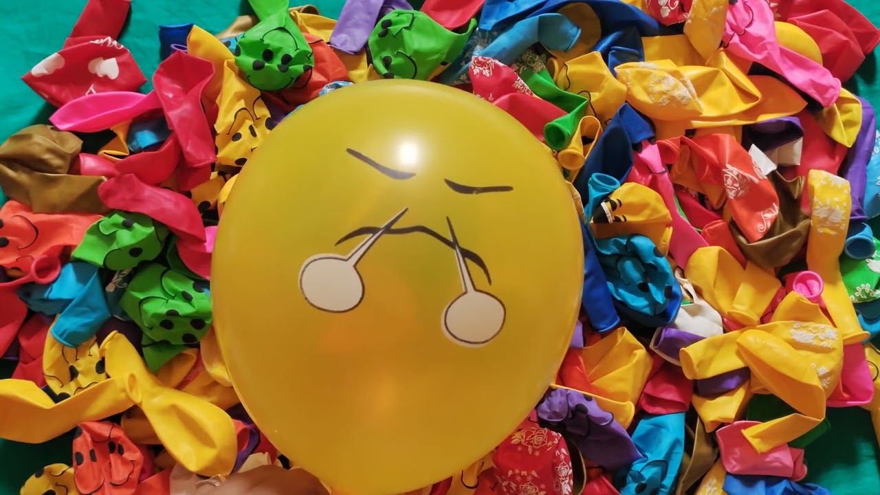 Fun Balloons #popping #satisfying #poppballons #balloonpopping #atethisupandleftnocrumbs #balloon