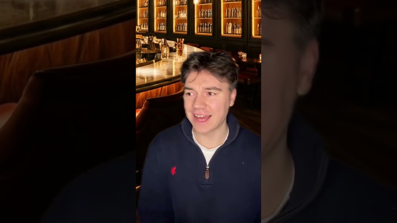 POV Jurist im Club, wenn die Jacke weg ist #pov #jurastudent #comedy