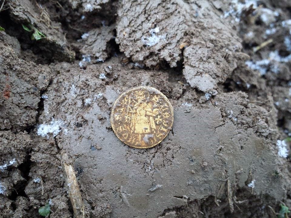 Finding gold coins / N&aacute;lez zlat&yacute;ch minc&iacute;, motivačn&iacute; video, motivational video