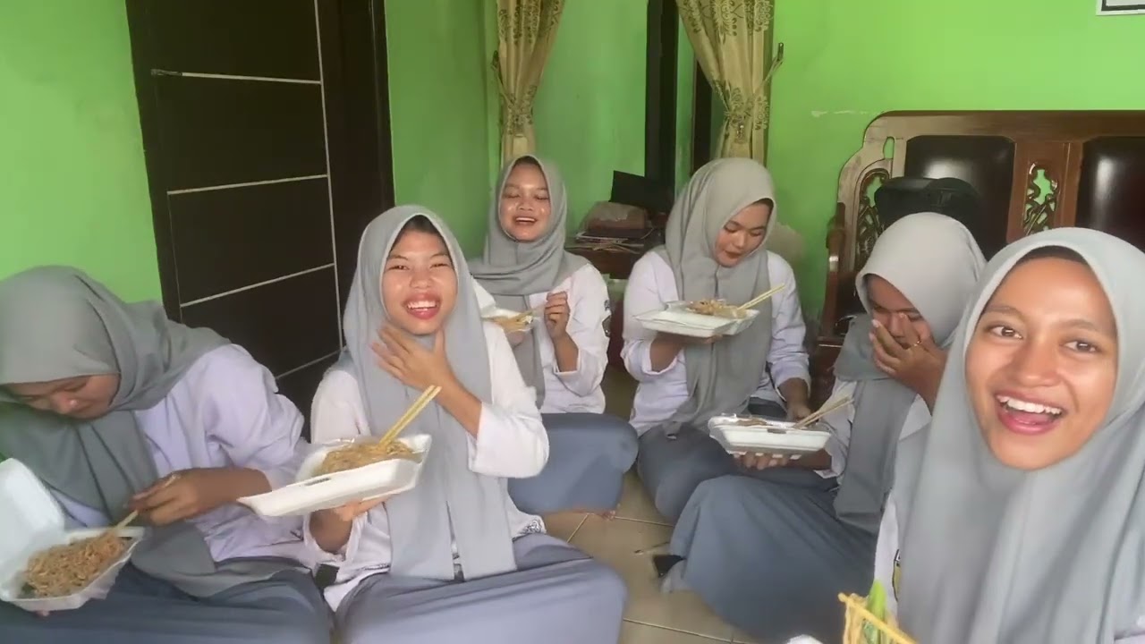 YAREUBUN ONEUREUN MUKBANGEN "MIE AYAM" YAREU🍜😜