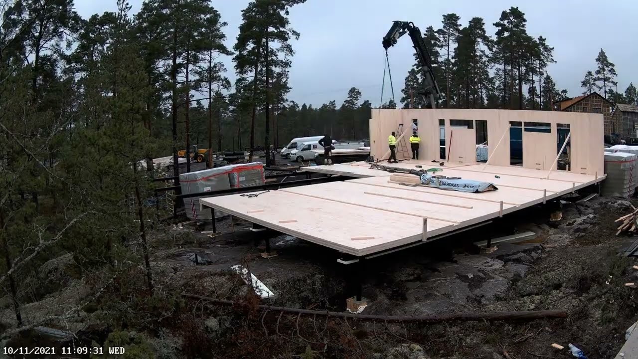 Koti Neulanen - rungon pystytys