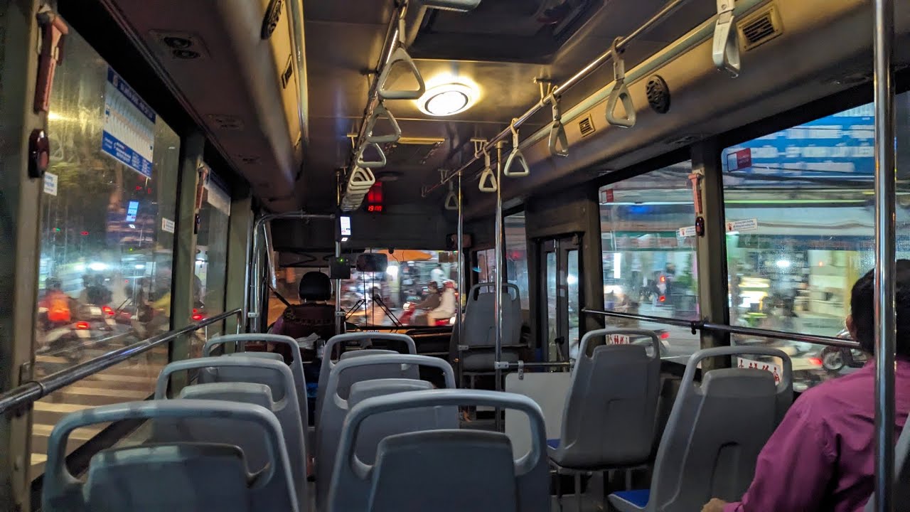 Tuyến xe buýt 43 (Samco City Hi-Class I40) đi từ Bến xe Miền Đông cũ đến ga Thảo Điền