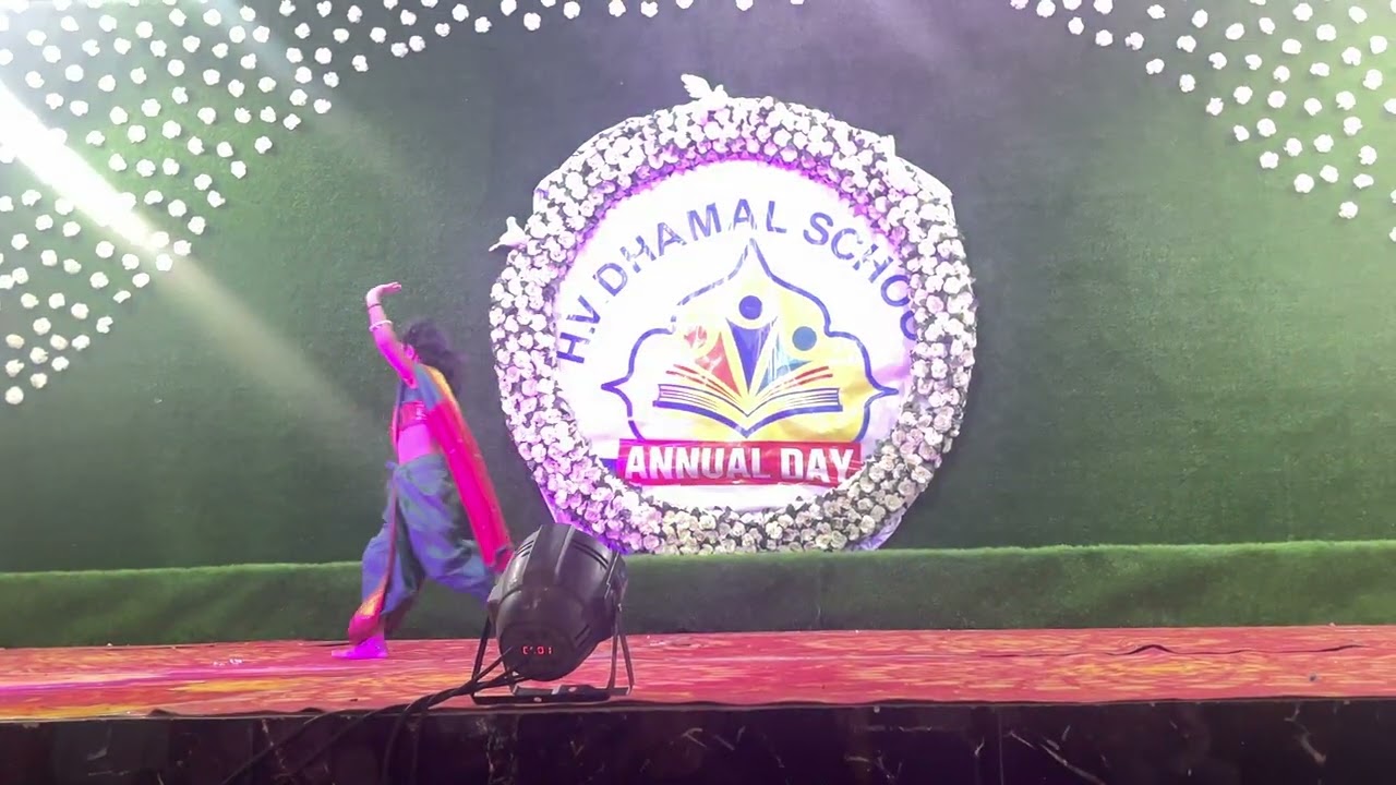 Kolhapur se aayi hu Lavani