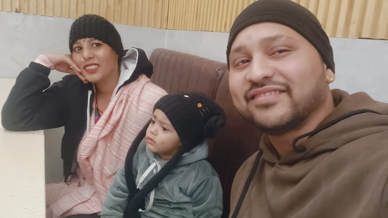 ###minivlog Aaj hamari 3rd anniversary hai 