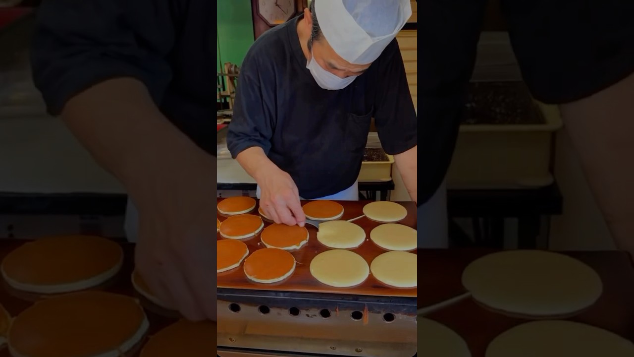 Authentic Japanese Dorayaki Recipe &ndash; Fluffy Pancakes with Sweet Red Bean Filling!