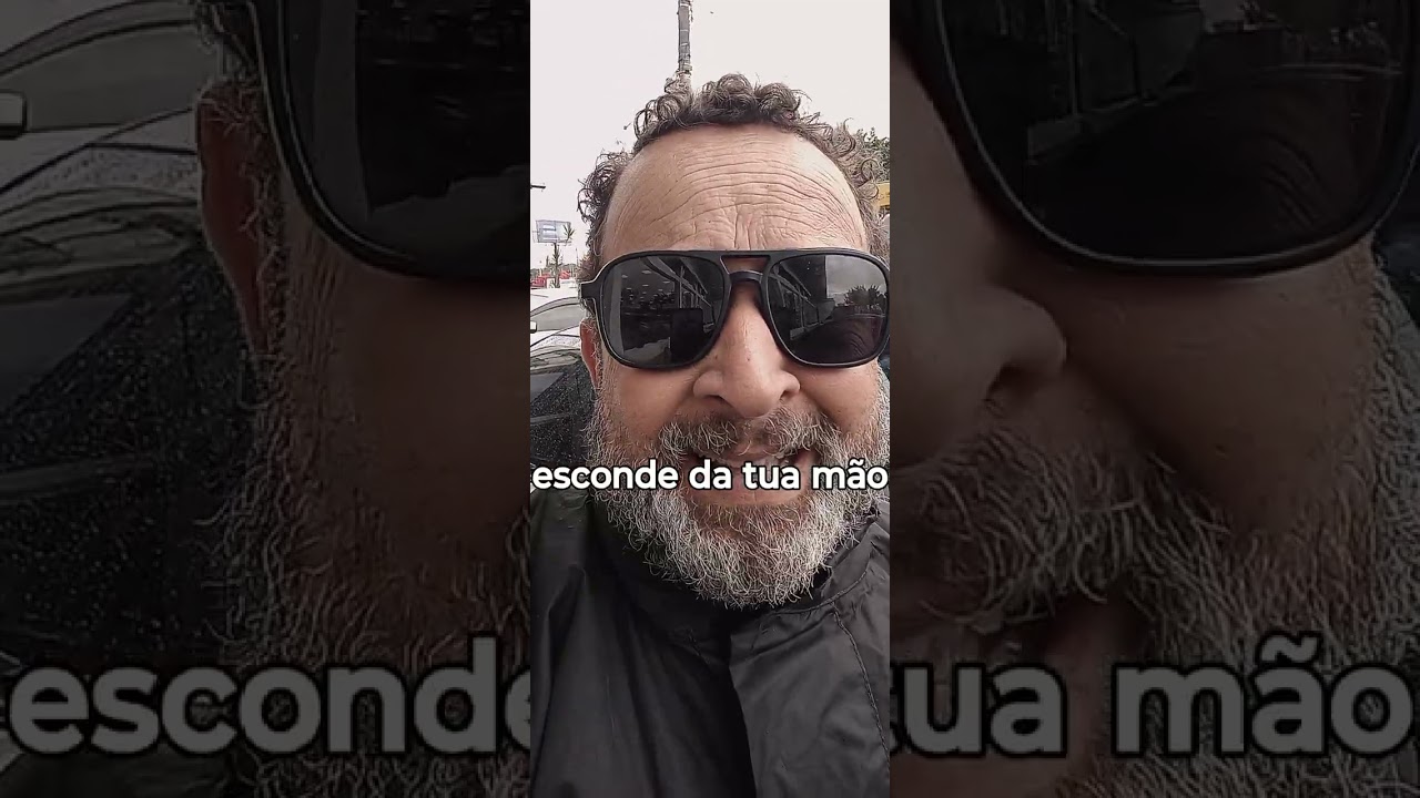 Esconde da tua mão