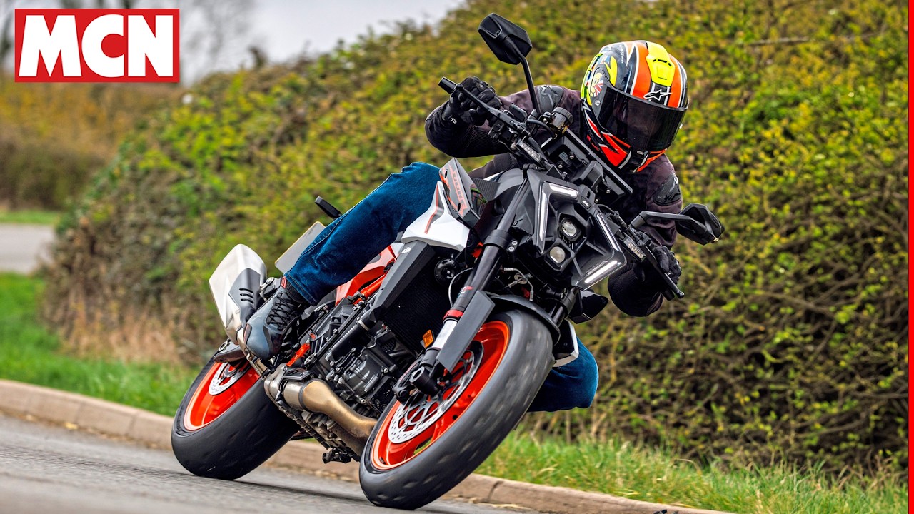 2026 KTM 990 Duke R review | All the naked you'll ever need? | MCN