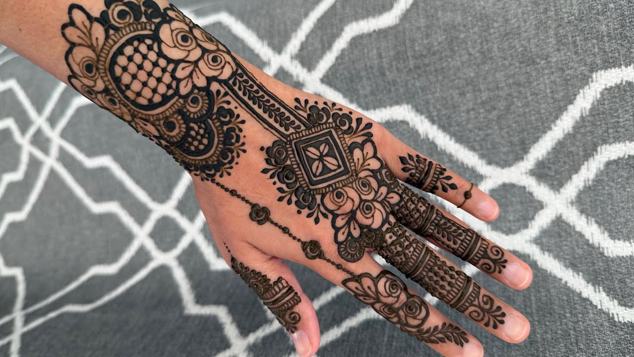This Elegant Floral Henna Design Is Pure Magic ✨🌸| So Satisfying! Back Hand Floral Henna Design  🌸✨