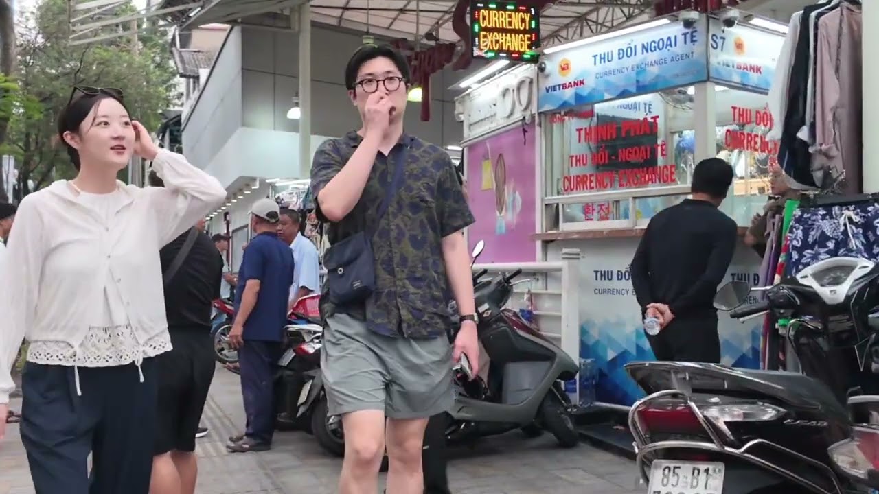 ĐẠI LỘ LÊ LỢI - NAM KỲ KHỞI NGHĨA SAIGON SQUARE