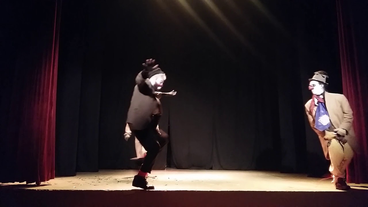 JUEGOS DE CLOWN de Los Pantolocos - Fragmento