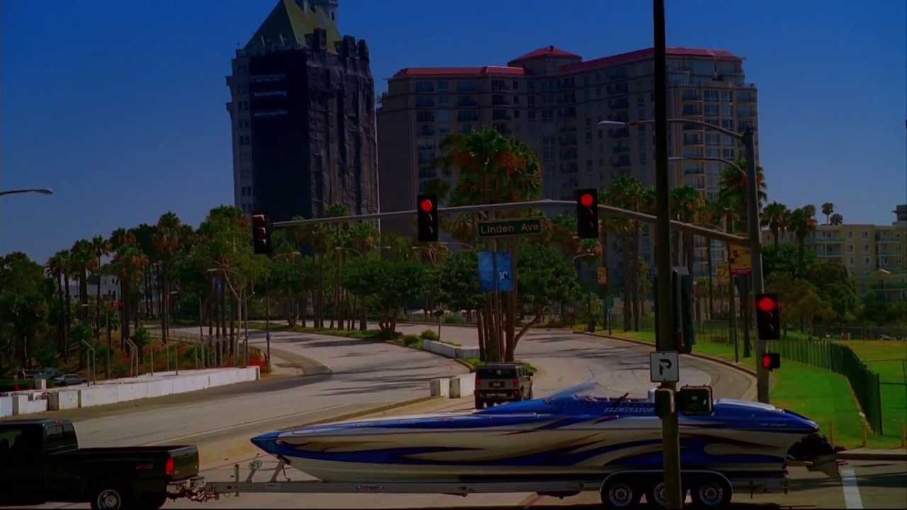 Series Clip I CSI:MIAMI I Calleigh Duquesne Chasing A Escalade